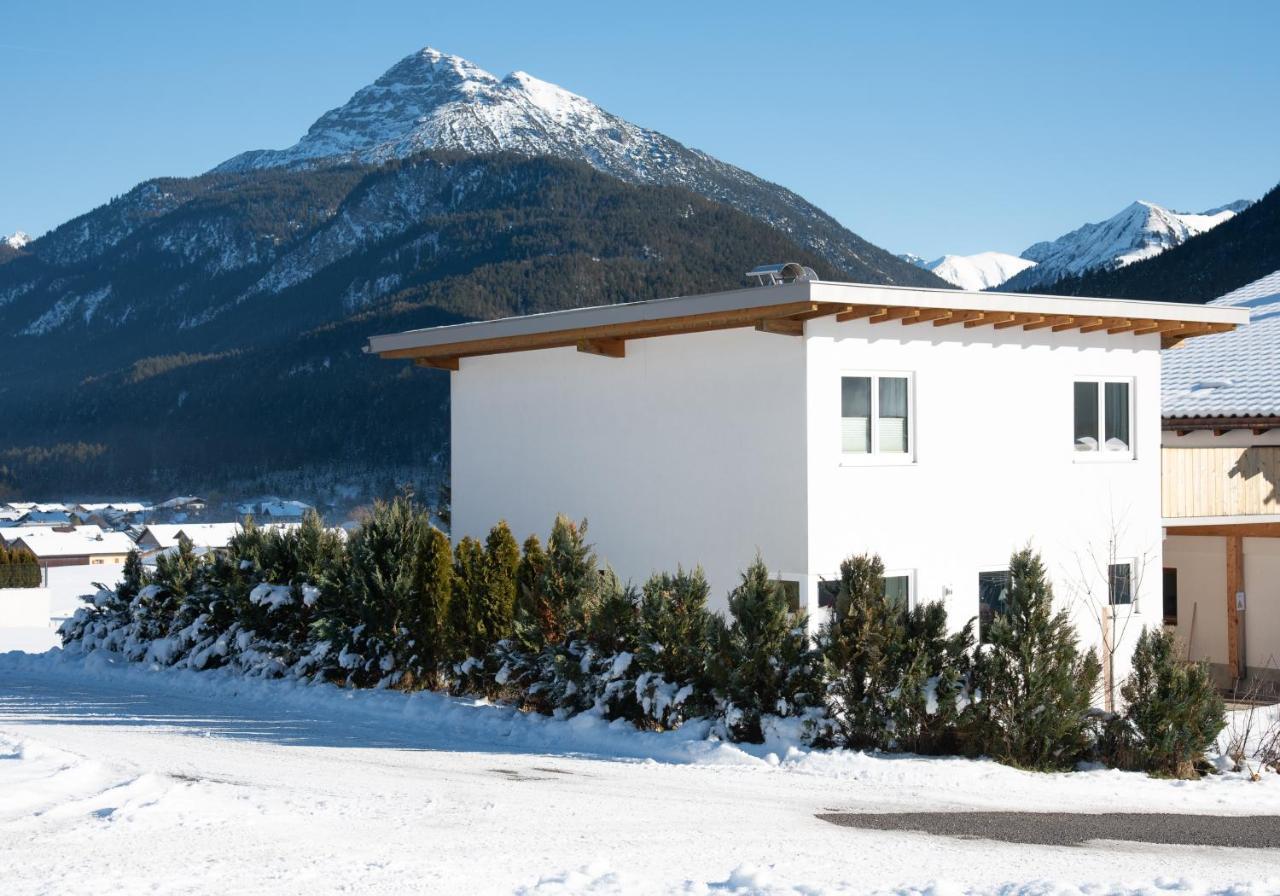 Ferienhaus Oberhof Вайсенбах ам Лех Екстериор снимка